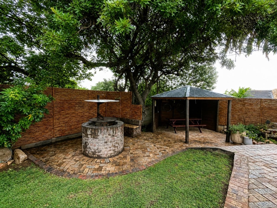 4 Bedroom Property for Sale in Vanes Estate Eastern Cape